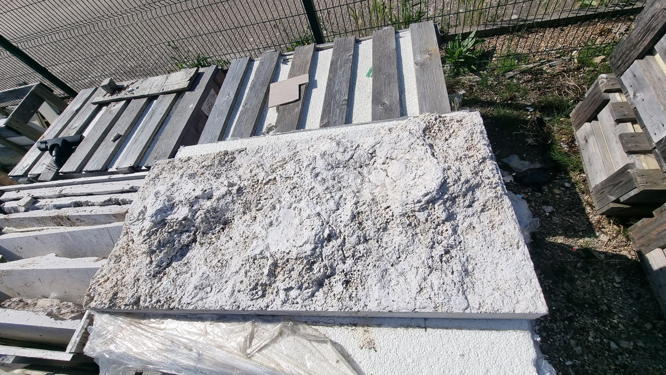 Splitface Travertine Cladding 1200×550